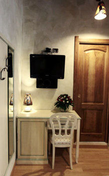 Condotti Casa de hóspedes 2*